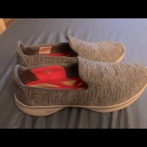 EUC Skechers Slip Ons - Goga Max - Space Gray - Size 7.5